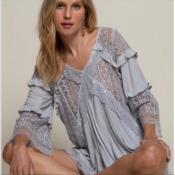 💃🏻Boho Lace Top Ruffled Trim Top - Picture 3 of 9